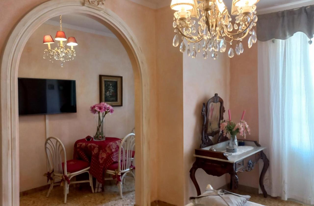 Villino San Martino 350M Dal Mare With Covered Parking Виареджо Экстерьер фото